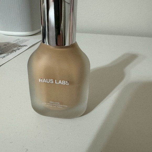 Makeup lot Haus labs triclone foundation and concealer (2), one size primer - Picture 9 of 10
